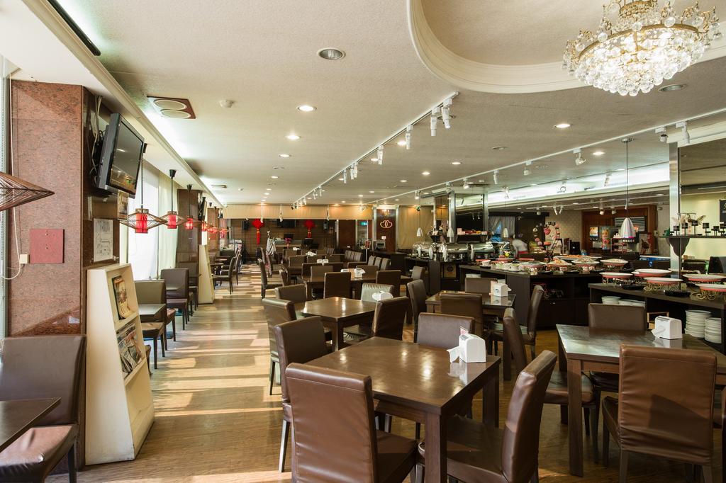 Atami Hotel Taipei Bagian luar foto