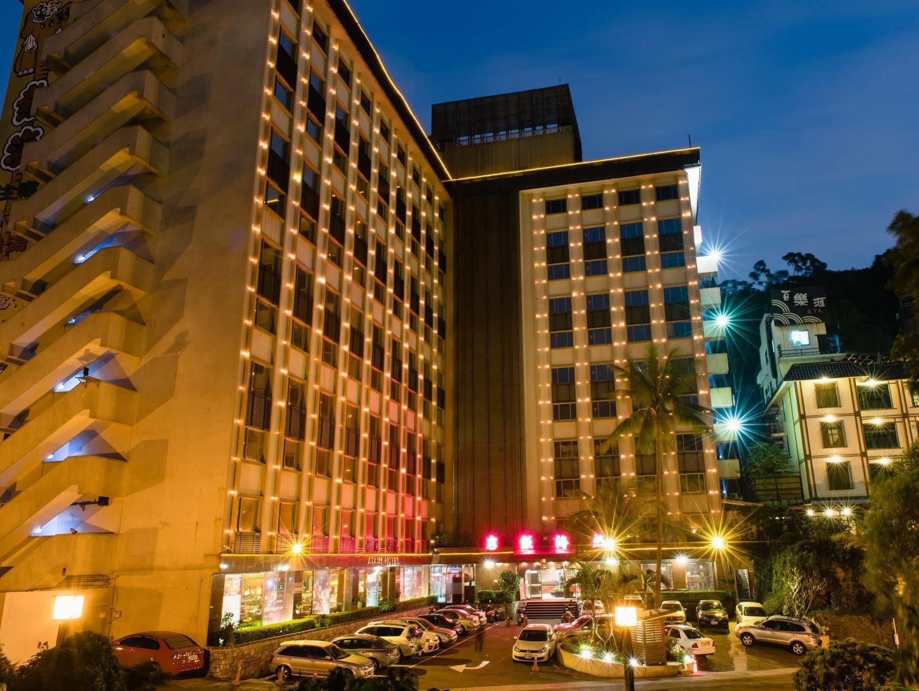 Atami Hotel Taipei Bagian luar foto