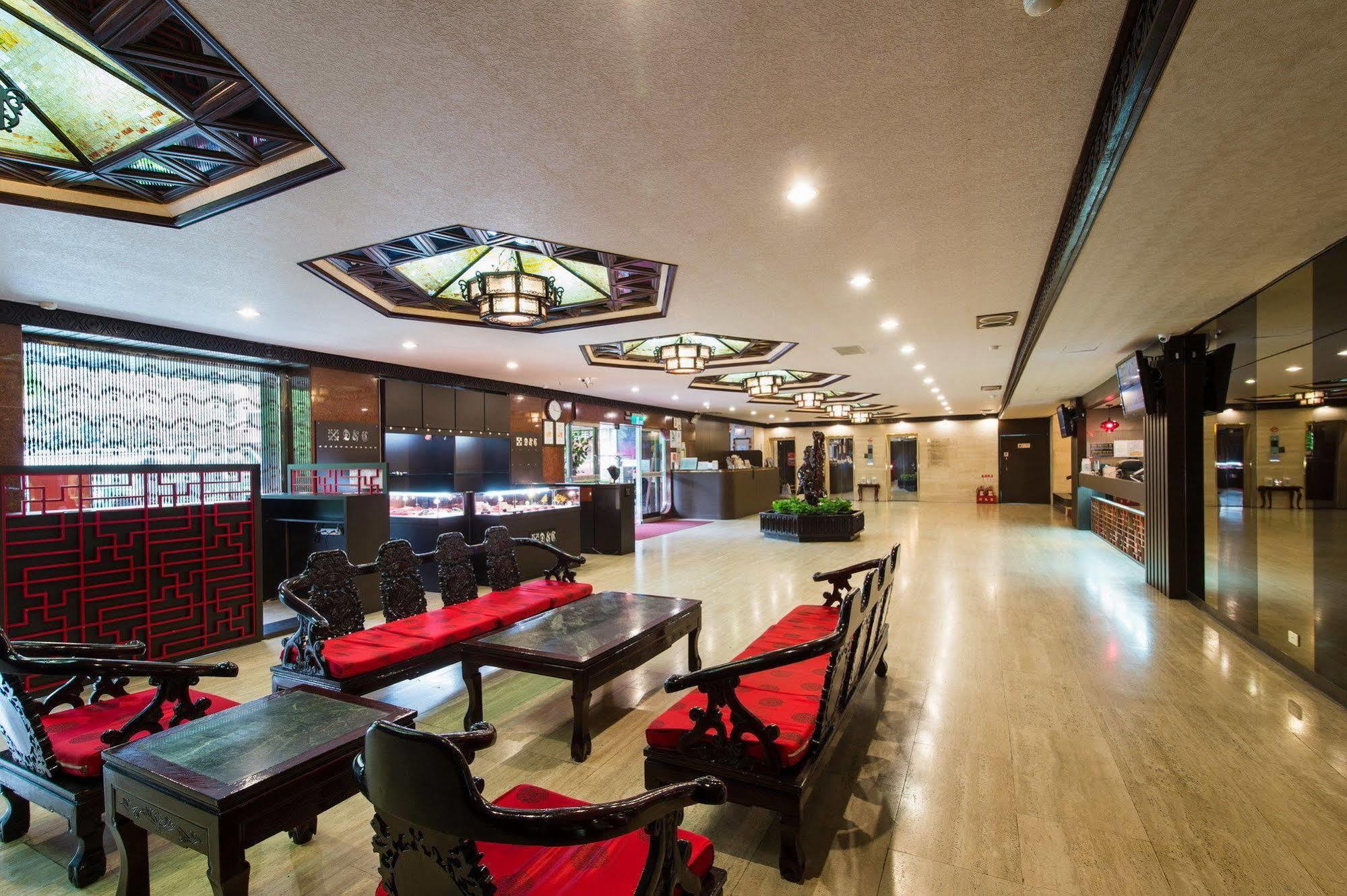 Atami Hotel Taipei Bagian luar foto