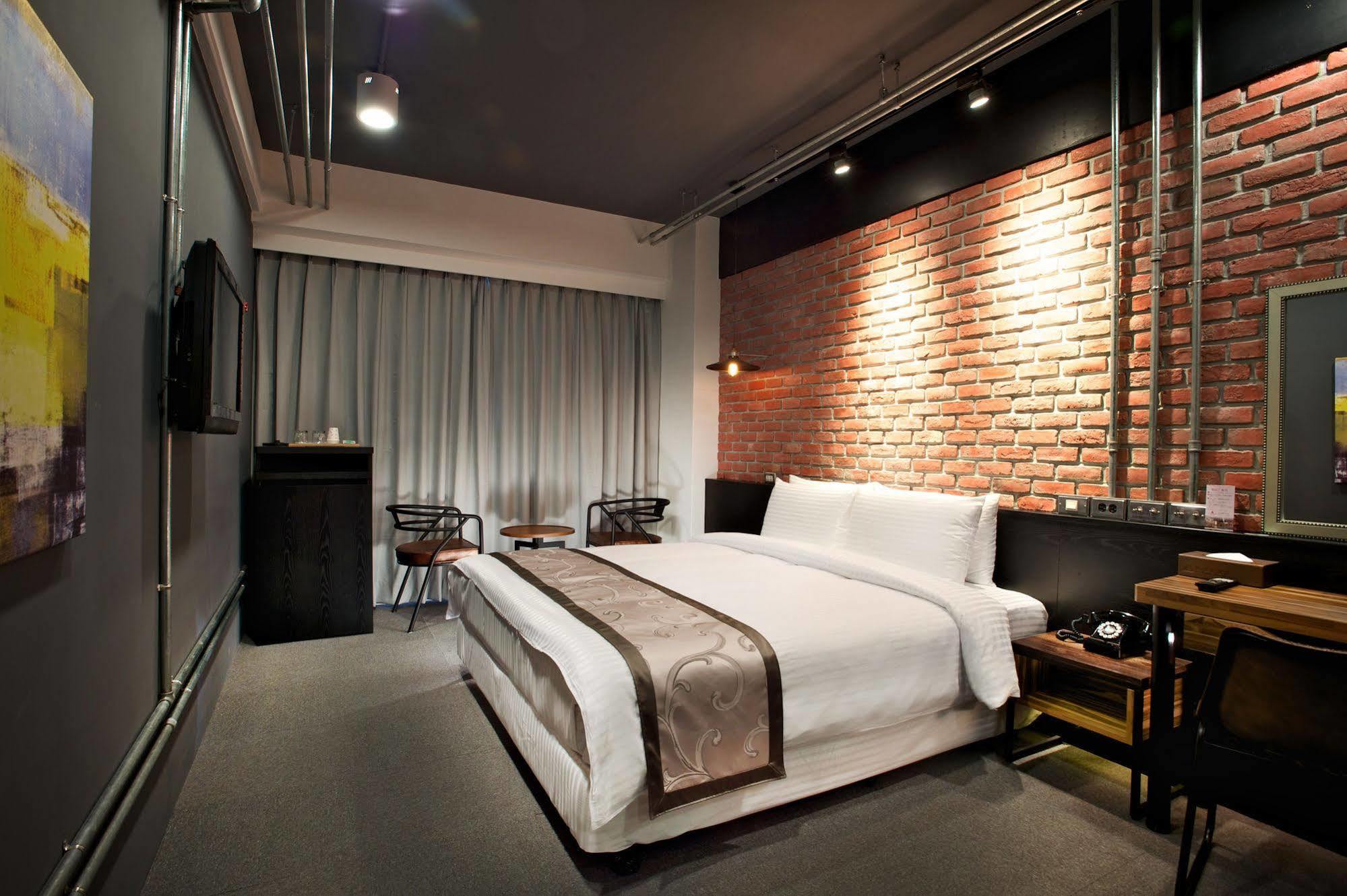 Atami Hotel Taipei Bagian luar foto